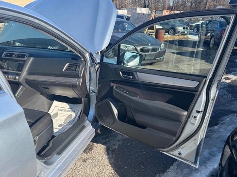 Used 2016 Subaru Legacy 2.5i Premium image 30