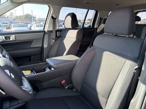 New 2026 Hyundai Santa Fe SE image 5