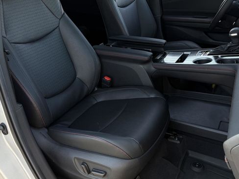 Used 2025 Toyota Sienna XSE w/ XSE Plus Package image 22