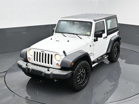 Used 2015 Jeep Wrangler Sport w/ Quick Order Package 24S AWD/4WD image 18