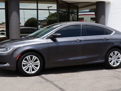 Used 2015 Chrysler 200 Limited w/ Spring Special Group FWD image 7