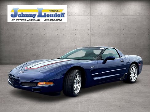 Used 2004 Chevrolet Corvette Z06 w/ Z06 Preferred Equipment Group RWD image 4