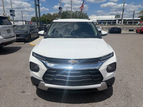 Used 2023 Chevrolet TrailBlazer LT w/ Convenience Package image 3