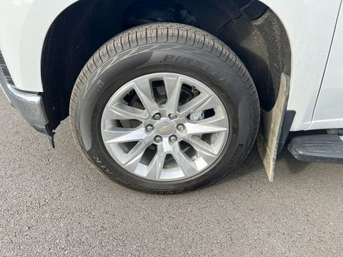 Used 2021 Chevrolet Silverado 1500 LTZ w/ Z71 Off-Road Package image 22