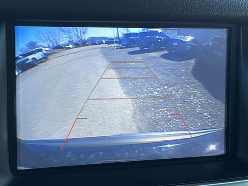 Used 2018 Chevrolet Suburban Premier image 39