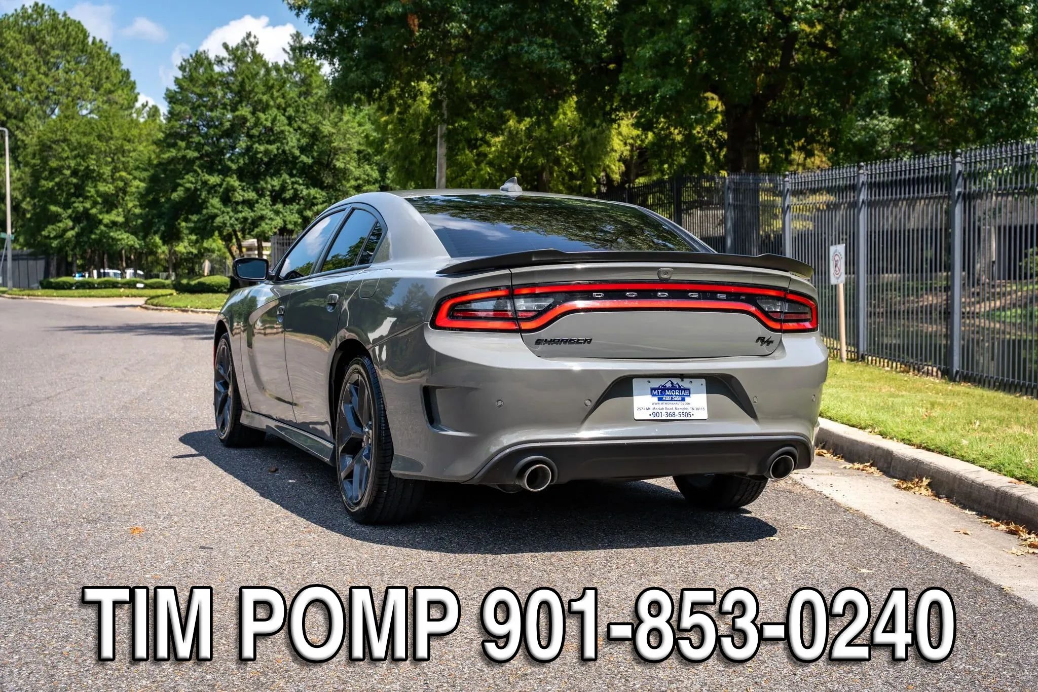 Used 2023 Dodge Charger R/T w/ Plus Group RWD image 7