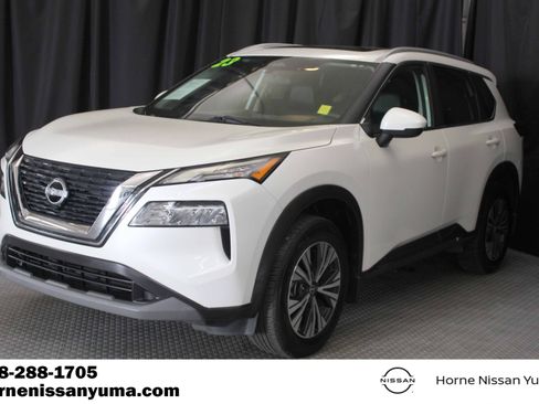 Used 2023 Nissan Rogue SV w/ SV Premium Package AWD/4WD image 3