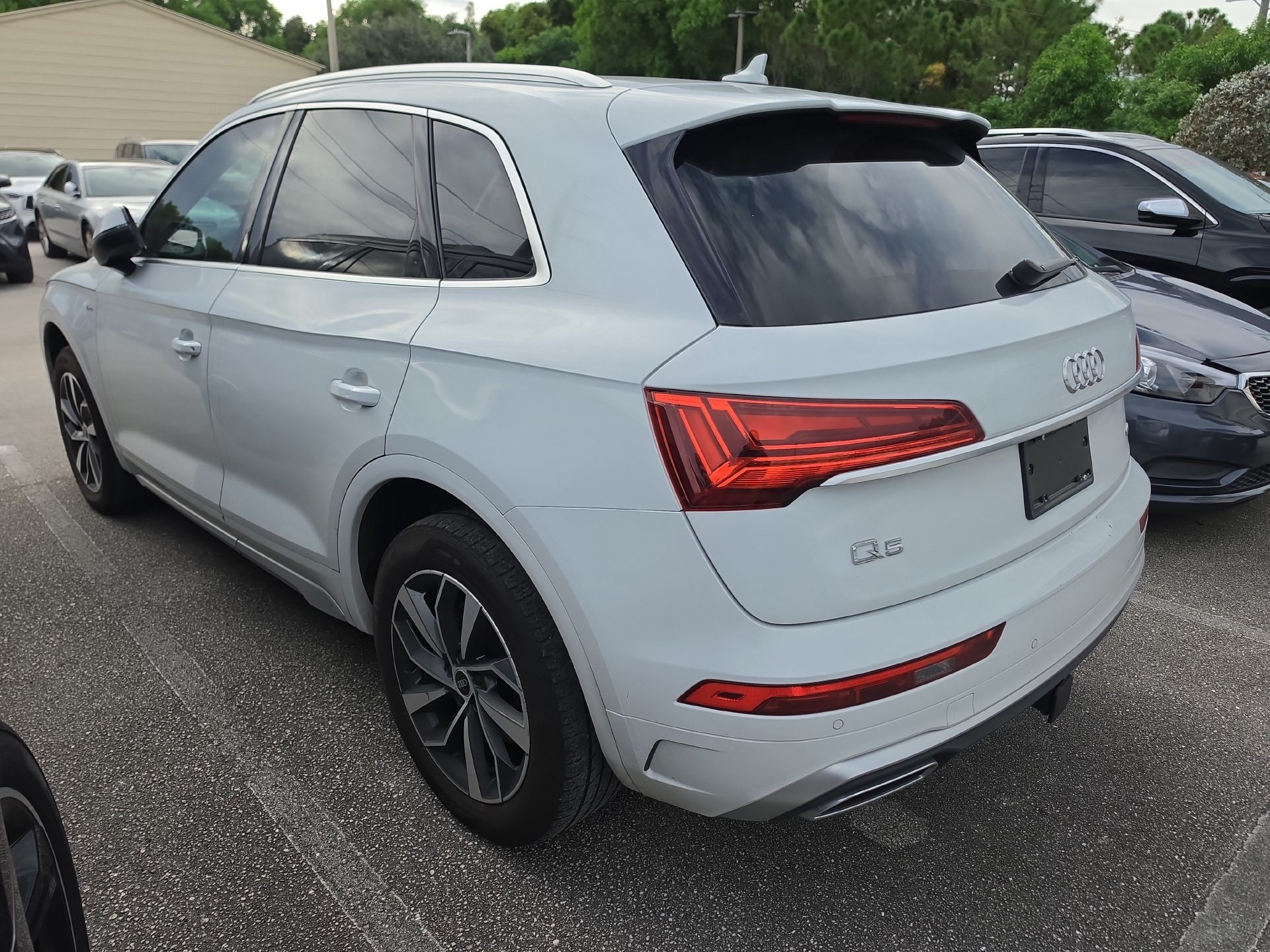 Used 2023 Audi Q5 2.0T Premium Plus w/ Premium Plus Package AWD/4WD image 4