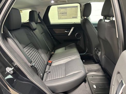 New 2025 Land Rover Discovery Sport S image 36