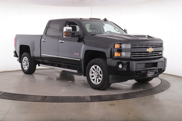 Used 2019 Chevrolet Silverado 3500 LT w/ LT Convenience Package AWD/4WD image 2