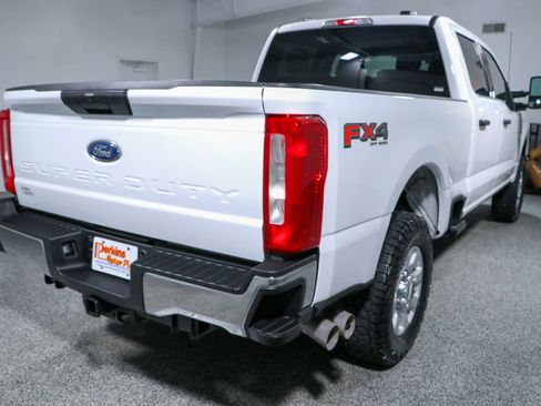 Used 2024 Ford F250 XLT w/ FX4 Off-Road Package AWD/4WD image 7