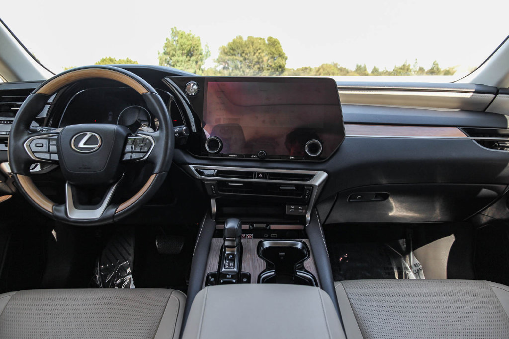 Certified 2024 Lexus RX 350 Premium Plus w/ Accessory Package (Z1) FWD image 13
