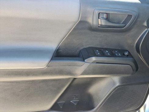 Certified 2022 Toyota Tacoma SR image 13