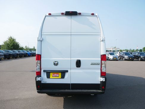 New 2025 RAM ProMaster 3500 w/ Premium Convenience Group image 3