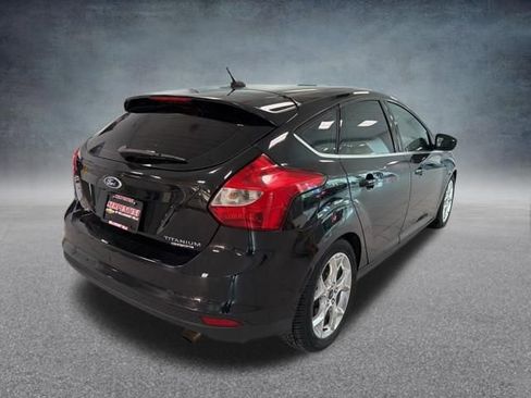 Used 2014 Ford Focus Titanium FWD image 7