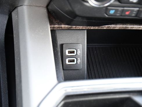 Used 2017 Ford F350 Lariat image 29