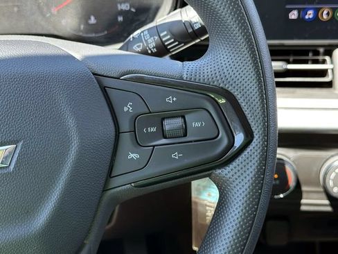 Certified 2024 Chevrolet Trax LS w/ Driver Confidence Package FWD image 24
