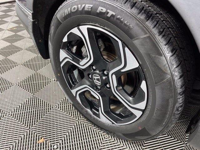 Used 2018 Honda CR-V Touring image 16