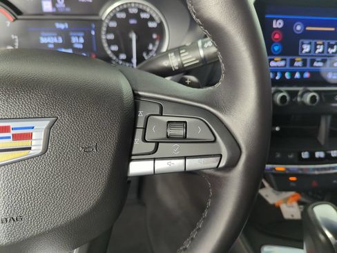 Used 2022 Cadillac CT4 Luxury w/ Sun And Sound Package RWD image 22