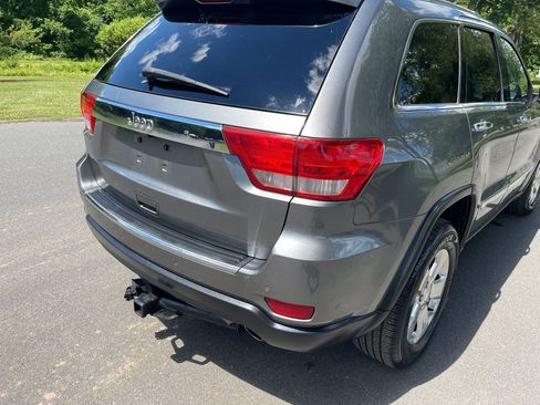 Used 2012 Jeep Grand Cherokee Limited AWD/4WD image 17