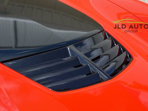 Used 2015 Chevrolet Corvette Z06 w/ 3LZ Preferred Equipment Group RWD image 32