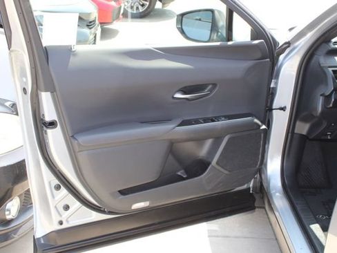 Certified 2025 Lexus UX 300h FWD image 11