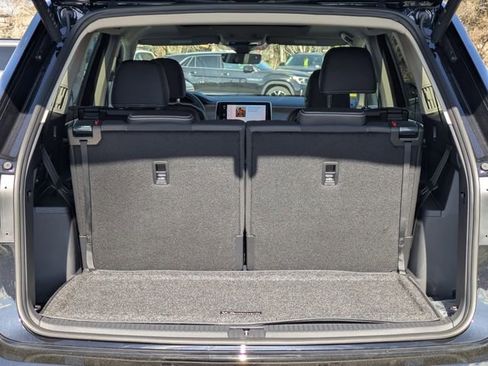 New 2026 Volkswagen Atlas SE FWD image 13