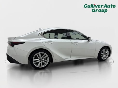 Used 2023 Lexus IS 300 w/ Comfort Package RWD image 9