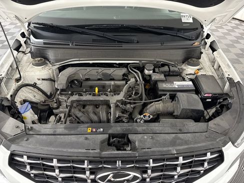 Used 2022 Hyundai Venue Limited FWD image 29