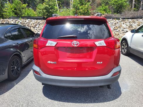 Used 2014 Toyota RAV4 XLE FWD image 5