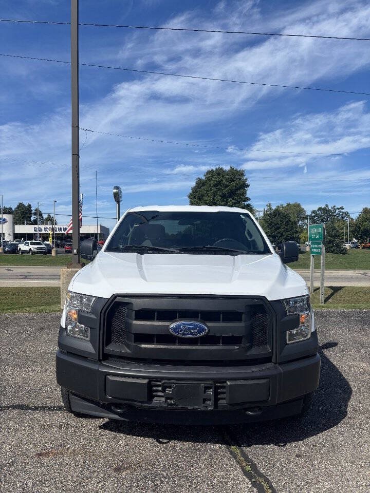 Used 2017 Ford F150 XL w/ XL Power Equipment Group AWD/4WD image 3
