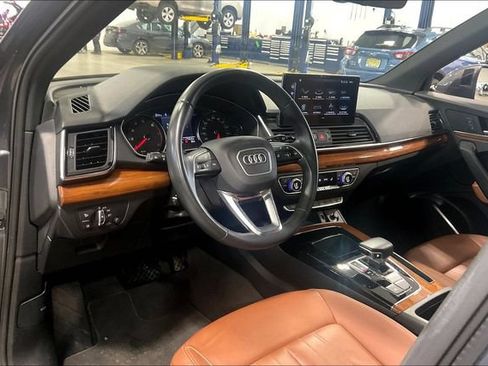 Used 2022 Audi Q5 2.0T Premium w/ Convenience Package AWD/4WD image 14