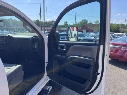 Used 2015 Chevrolet Silverado 2500 W/T w/ WT Convenience Package AWD/4WD image 19
