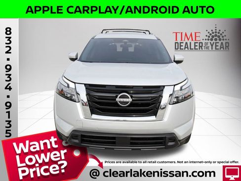 Used 2023 Nissan Pathfinder SV w/ SV Premium Package image 2