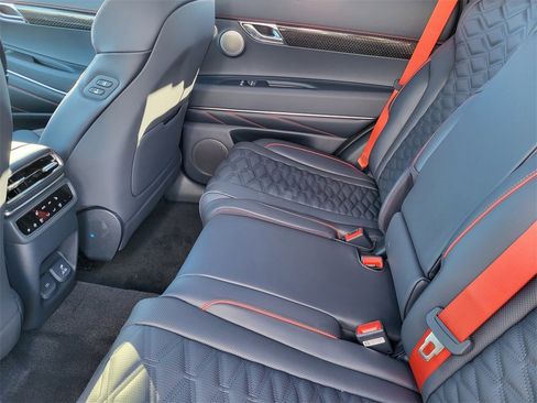 New 2026 Genesis GV80 3.5T e-SC image 8