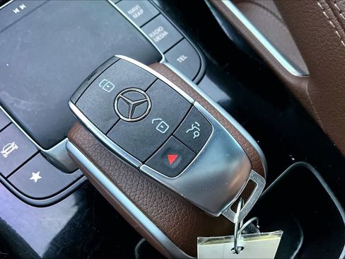 Used 2024 Mercedes-Benz GLE 450 4MATIC image 14
