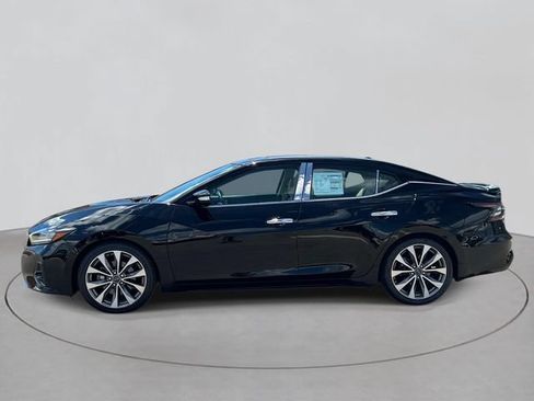 Used 2023 Nissan Maxima Platinum w/ Sport Mat Group FWD image 2