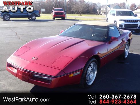 Used 1990 Chevrolet Corvette Convertible image 1