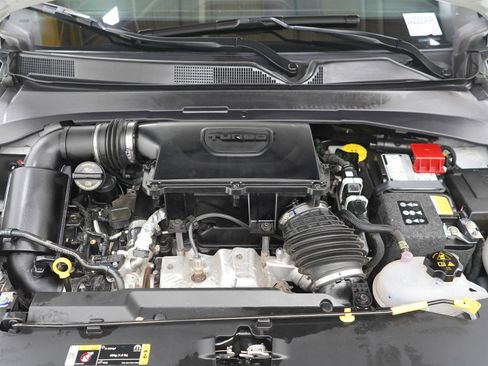 Used 2025 Jeep Compass Trailhawk AWD/4WD image 29