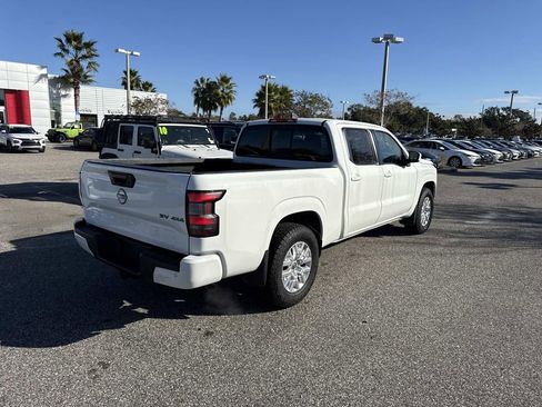 Certified 2022 Nissan Frontier SV w/ Technology Package image 4