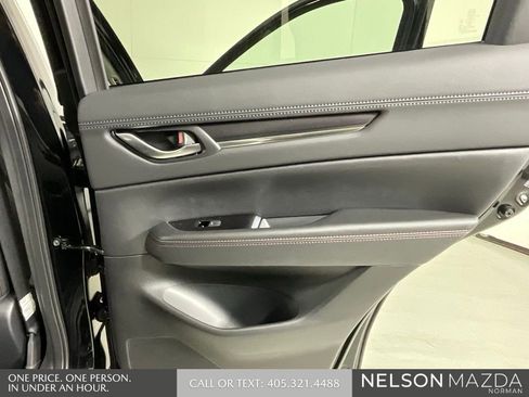 New 2025 MAZDA CX-5 Carbon Edition image 17
