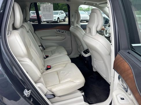 Used 2017 Volvo XC90 T6 Inscription w/ Vision Package AWD/4WD image 28