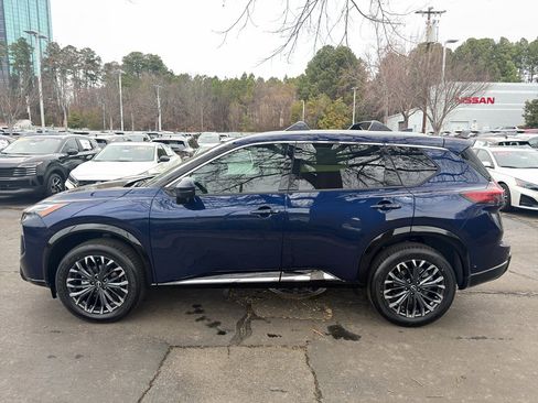 New 2026 Nissan Rogue Platinum w/ Platinum Premium Package image 4