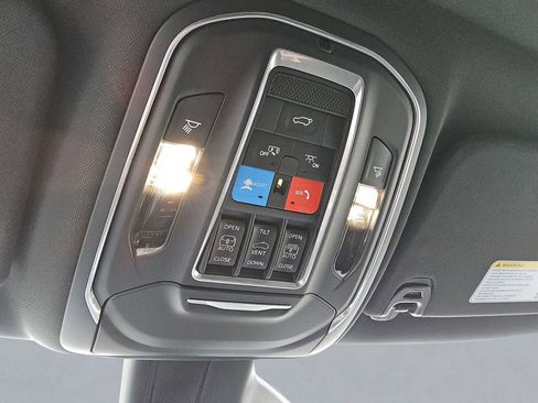 New 2026 Jeep Grand Wagoneer w/ Premium Group I image 31