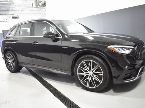 Used 2025 Mercedes-Benz GLC 43 AMG 4MATIC image 7