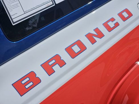 Used 2025 Ford Bronco Stroppe Edition image 14