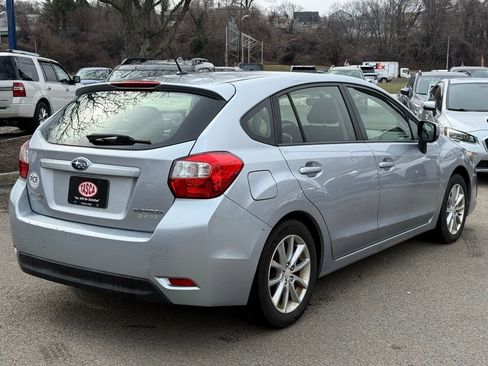 Used 2014 Subaru Impreza 2.0i Premium w/ All-Weather Package w/CVT image 8