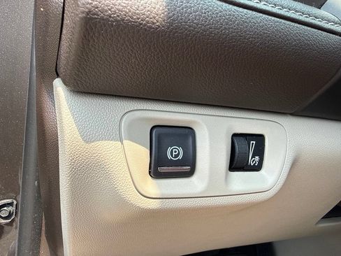 Used 2019 GMC Acadia Denali w/ Technology Package AWD/4WD image 19