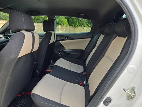 Used 2018 Honda Civic Sport image 14