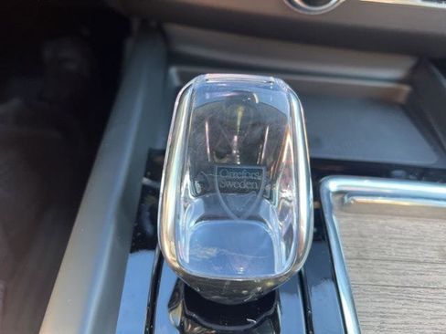 New 2026 Volvo XC60 B5 Plus w/ Climate Package image 33